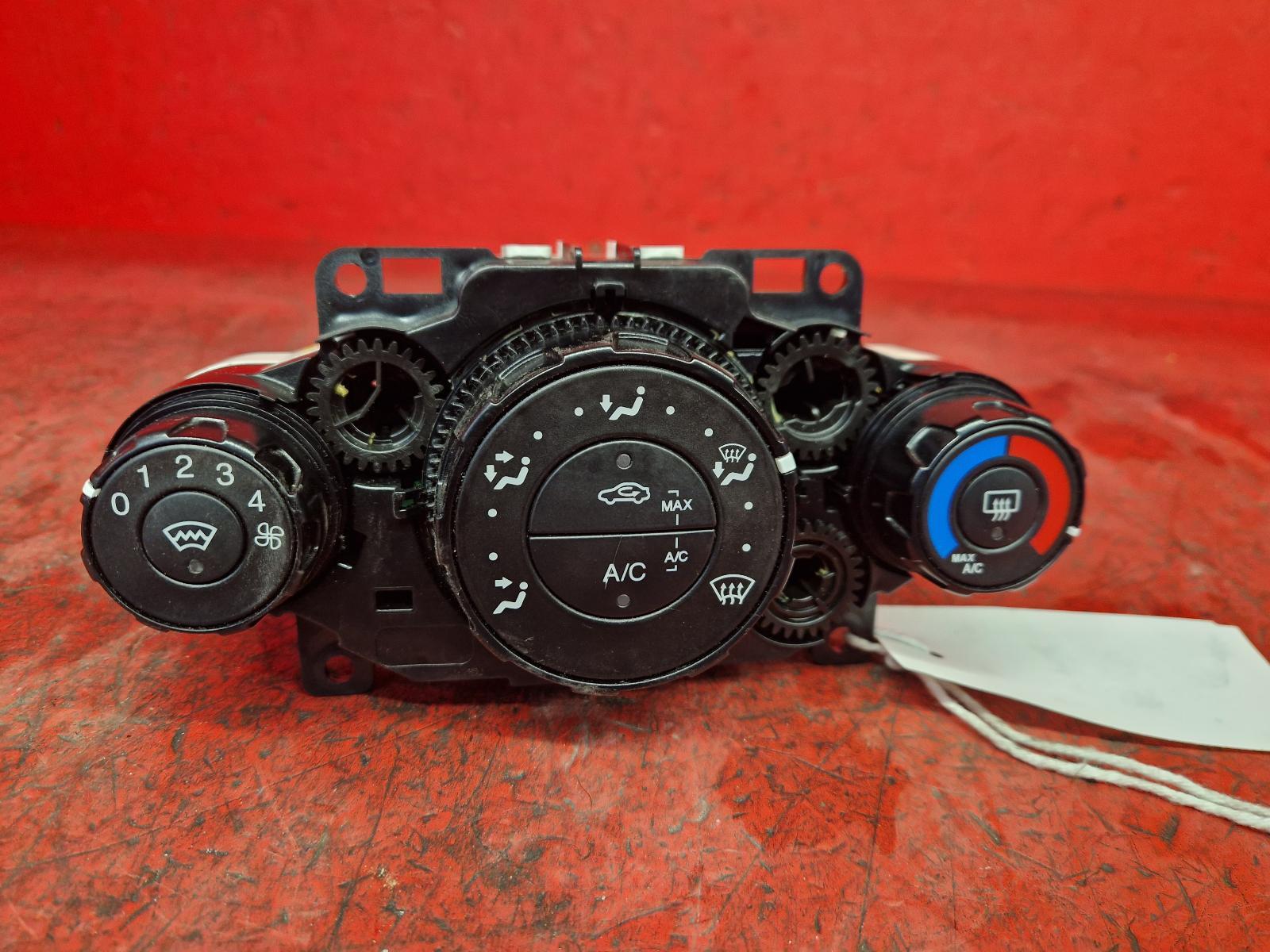 FORD FIESTA HEATER CONTROL PANEL 2013