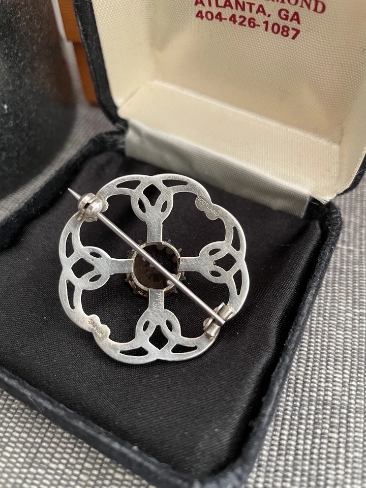 Broche nudo abierto de cuarzo ahumado escocés plateado vintage Foto 2 de 4