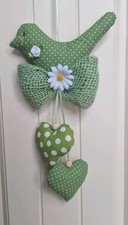 Vogel und 2 Herzen Hängedeko, Osterdeko,Frühling, Türdeko, Kranz, Fensterdeko