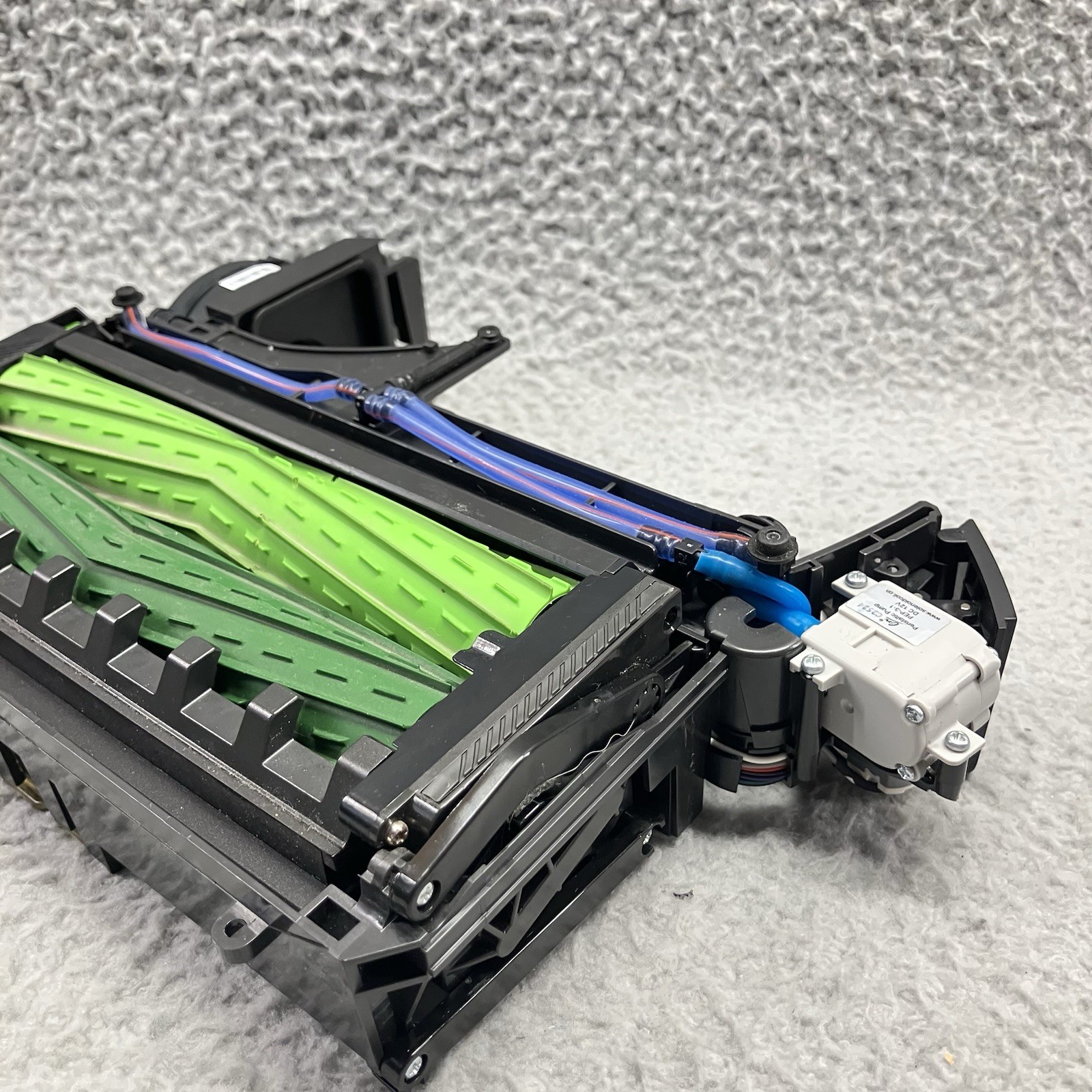 Genuine iRobot Roomba Combo 10 Part - Cleaning Head w/ Module & Suction Motors