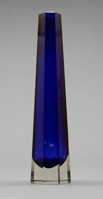 Kantige GLASVASE - MURANO in BLAU Sommerso - wohl um 1960 - Bild 1 von 4