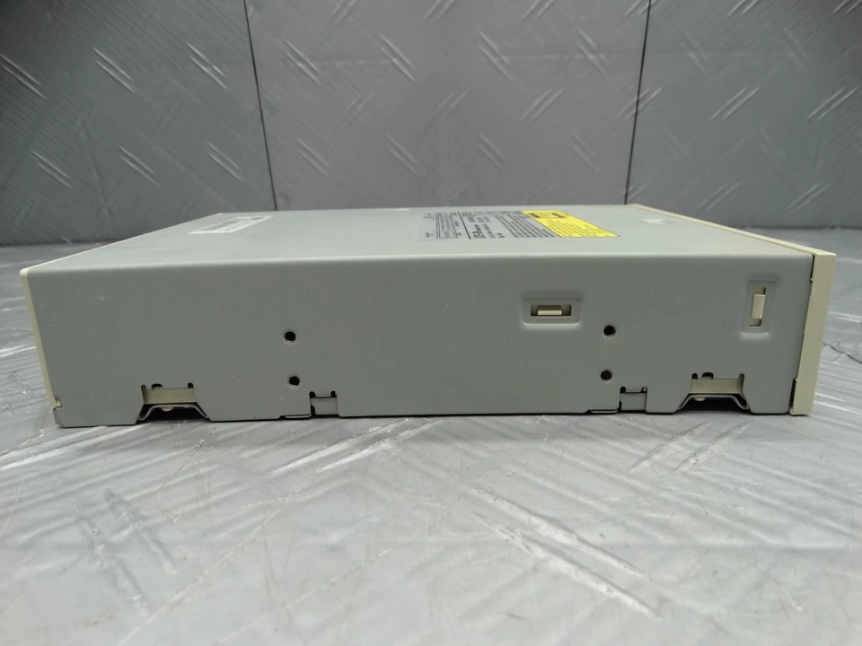 Lite-On 48X IDE CD-ROM Internal Drive LTN-483S - Image 4 of 4
