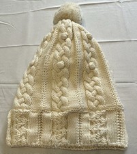 baby GAP Toddler Cable Knit Pom Pom Beanie Hat