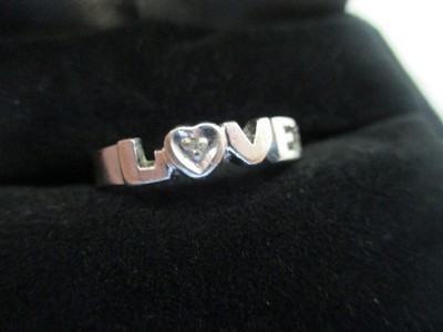 10K WEISSGOLD DIAMANT RING - von GTR - LOVE - 1,97g - GRÖSSE 6,25