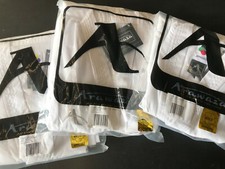 NUOVA tuta da karate per bambini Arawaza KUMITE DELUXE GI ARTI MARZIALI 8 oz WKF OMOLOGATA