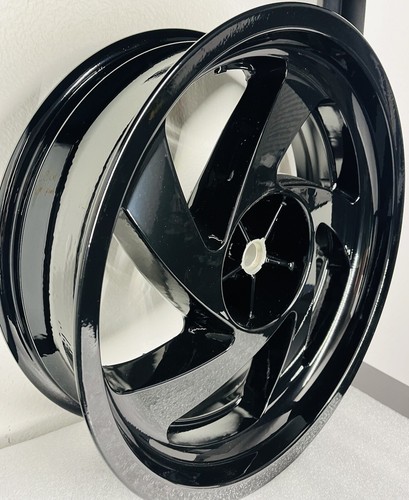 HONDA 2002 -17 GL1800 GOLDWING 16x5 REAR BLACK WHEEL 42650-MCA-A00 EXCHANGE - Picture 4 of 15
