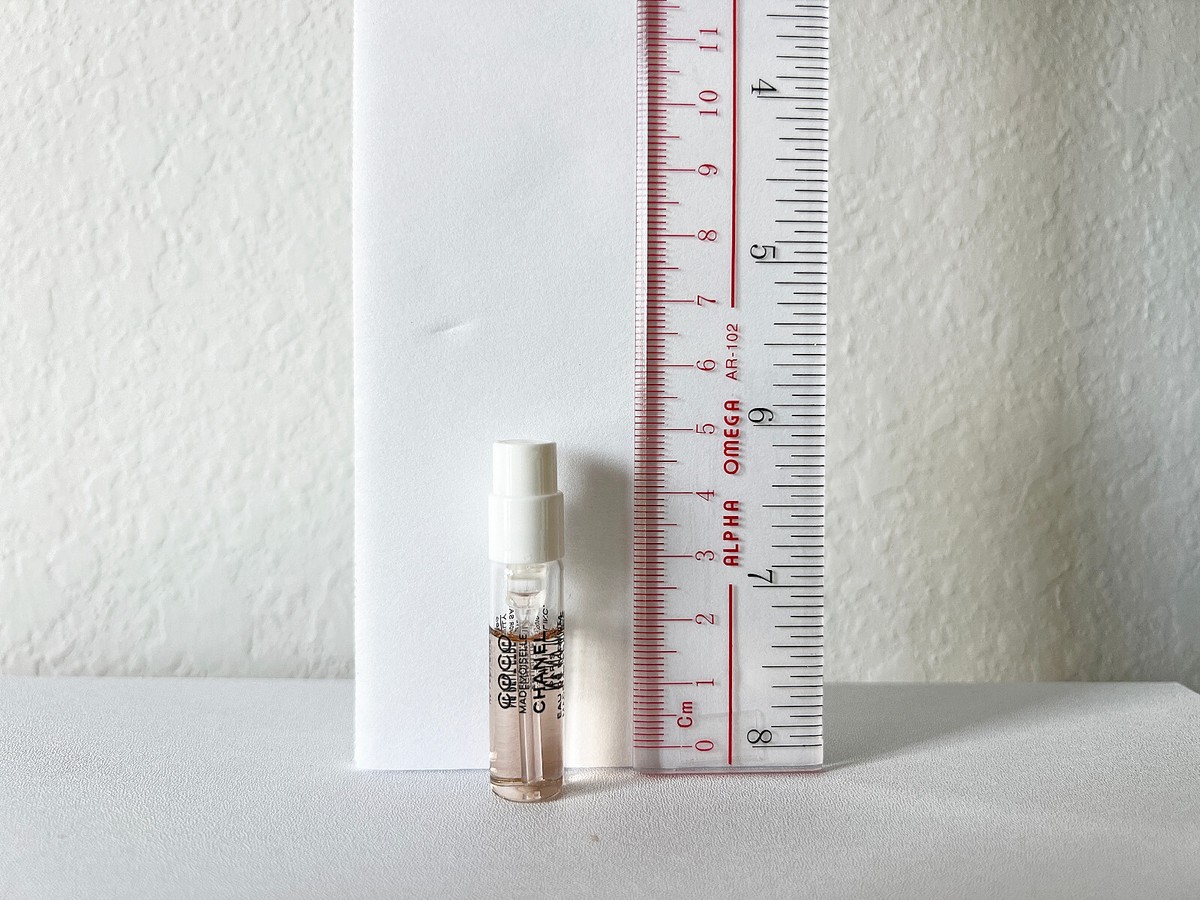 CHANEL - Coco Mademoiselle EDP Sample Size Vial Spray x 1 Pcs, 1.5
