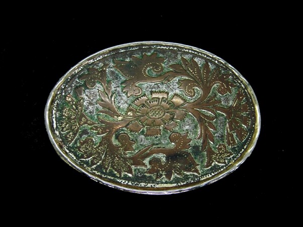 UB11138 VINTAGE 1980s *FLORAL ORNAMENTAL* WESTERN & COWBOY ROCKMOUNT BELT BUCKLE