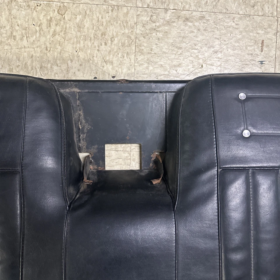 Ford Galaxie 500 Custom (SR) 1965 lado superior del asiento trasero usado OEM Foto 3 de 4