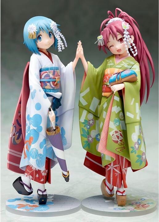SAYAKA   クッション Amazon.com: Magical seul article fille Madoka Magika SQ