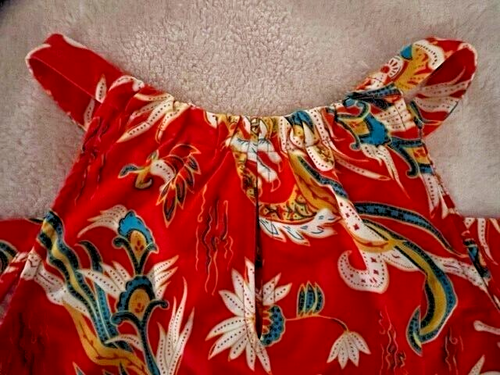 Jude Connally sleeveless top keyhole neckline dragon pattern SZ L - Picture 3 of 6