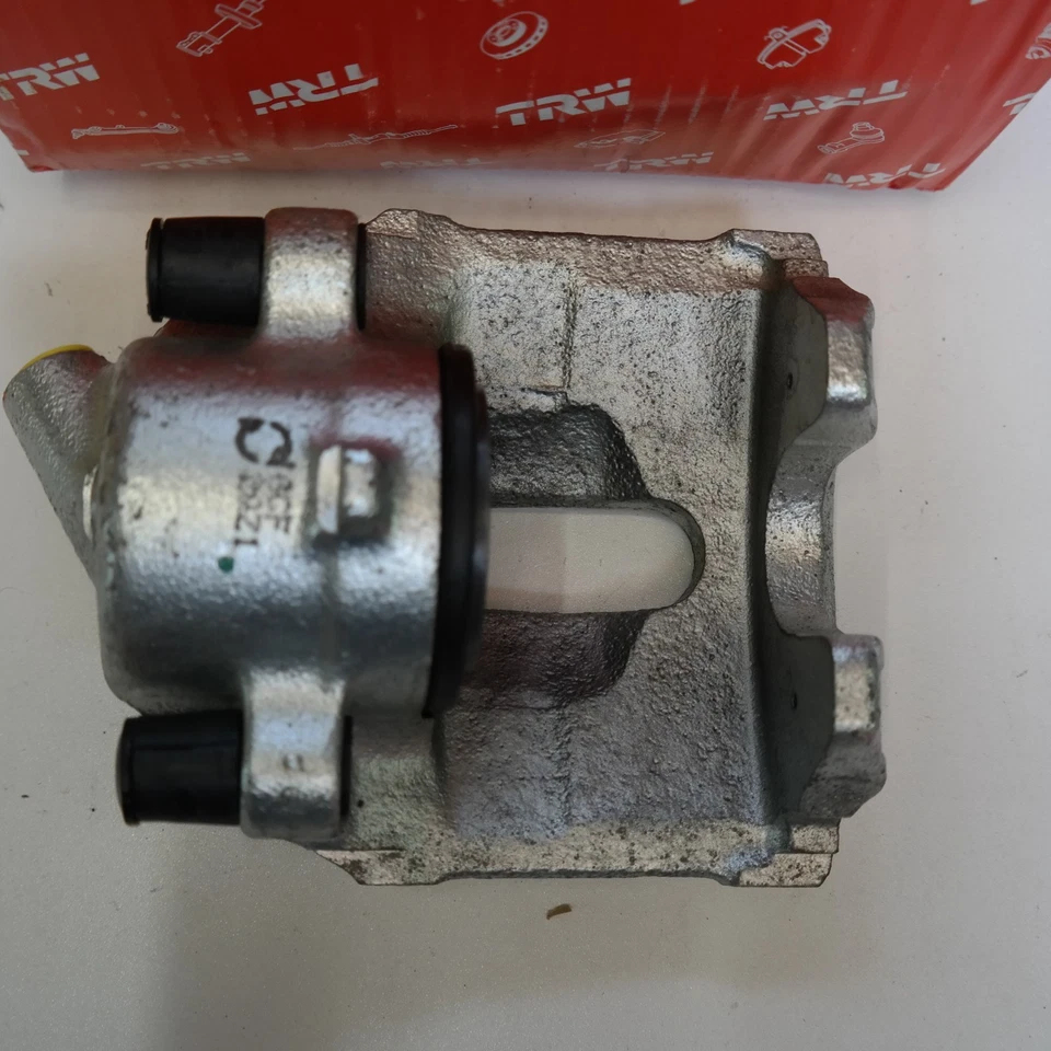 Volvo 850 S70 V70 etrier frein TRW BHX204E 3516841 35168418 sans consigne - Photo 2/4