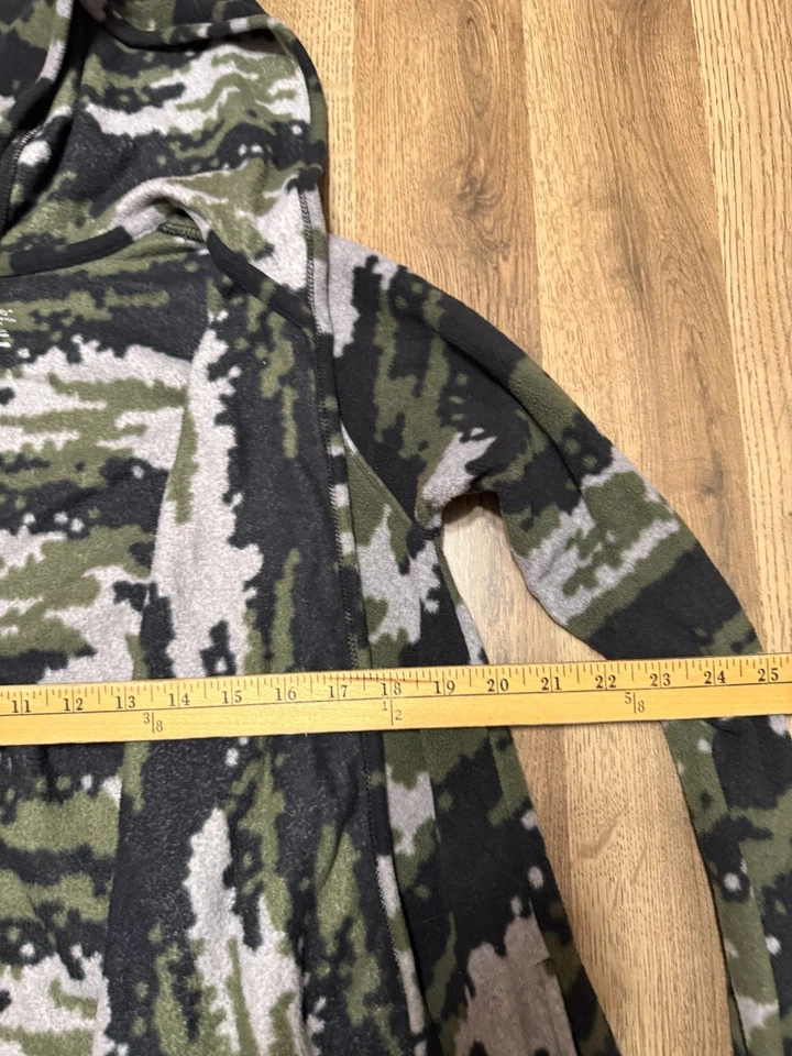 Cuddl Duds Shawl Women's Size S/M, Green Black, Long Sleeve Camouflage - Image 4 of 4