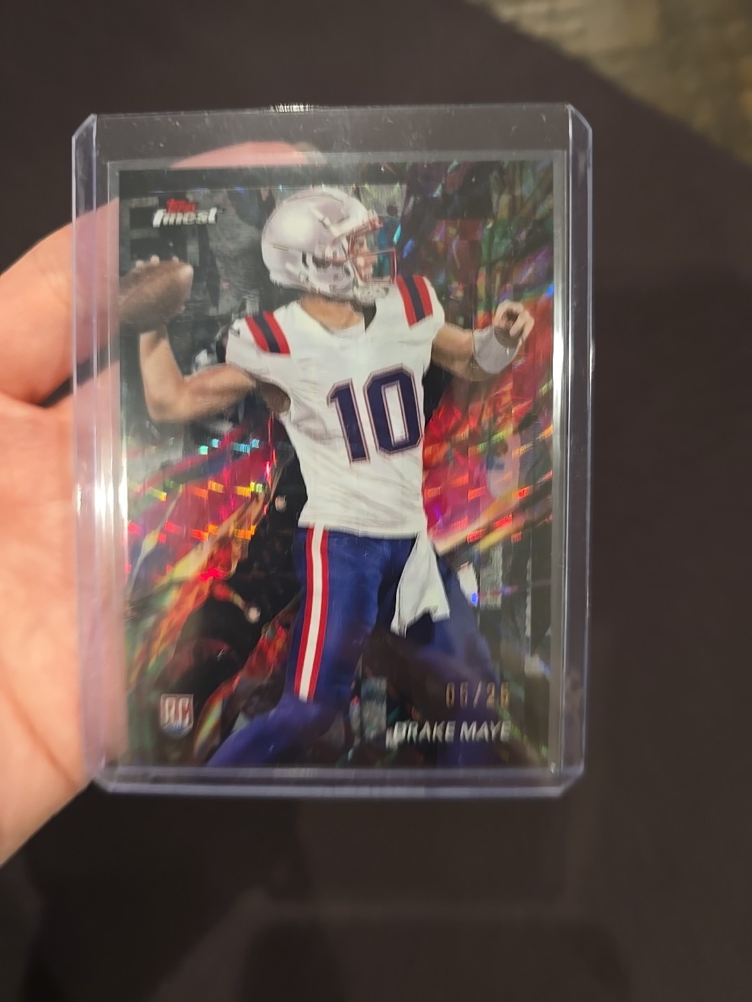 2024 Topps Finest - Common Drake Maye #62 Black Geometric Refractor /25 (RC)