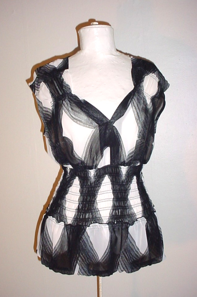 Worthington Semi Sheer Top Size Large Sleeveless V-Neck Elastic Smocked Waist