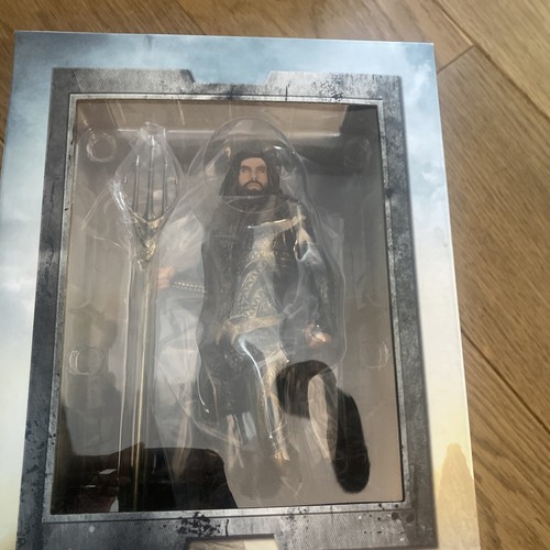 Kotobukiya - Justice League Movie - Aquaman ARTFX+ Statue 1/10 Scale - Picture 2 of 7