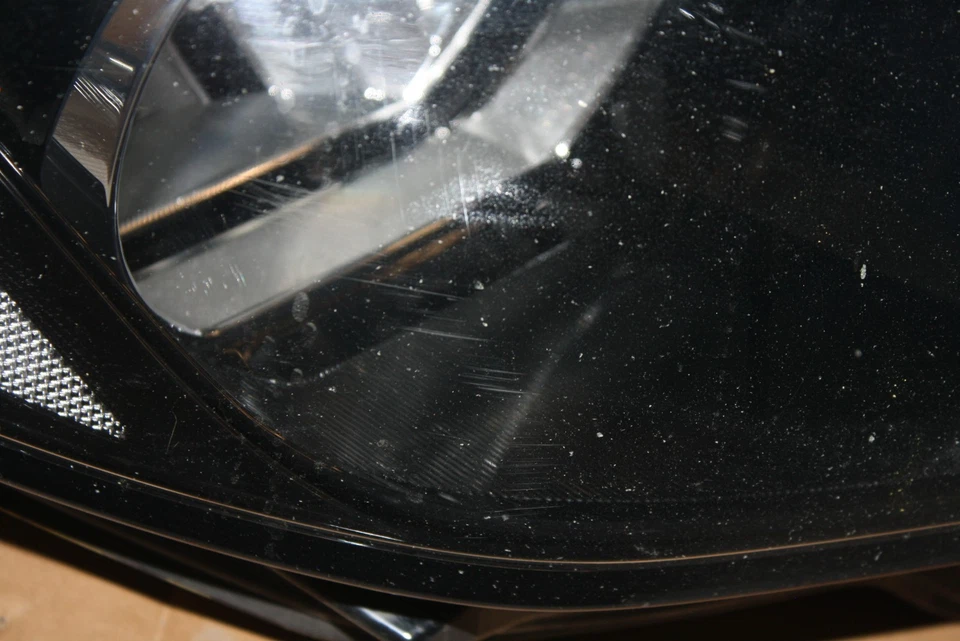 FARO LATERAL DERECHO ORIGINAL JAGUAR XE X760 GX73-13W029-GD *DAÑADO* Foto 4 de 4