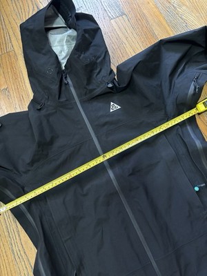 New Nike ACG 