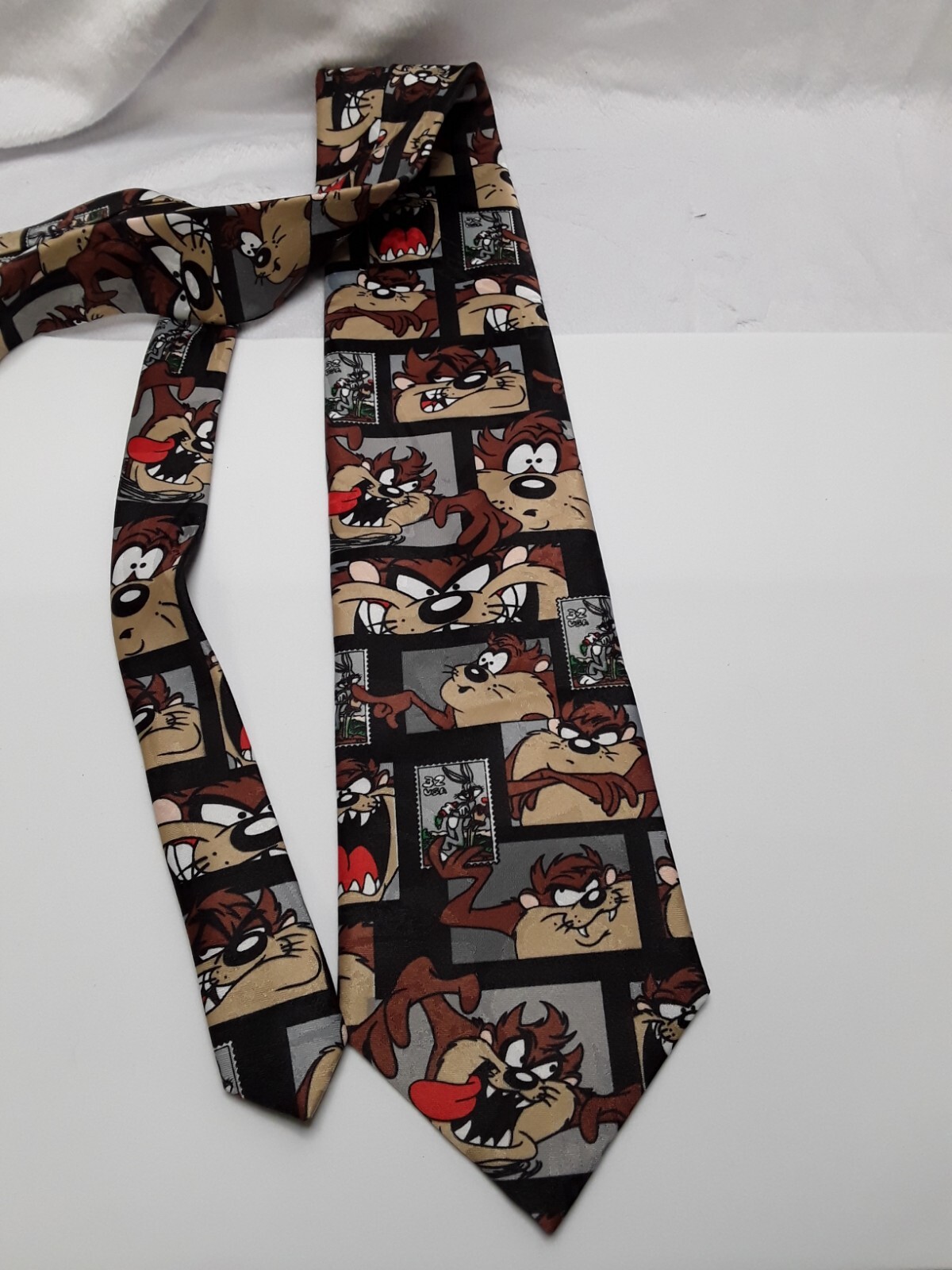 Looney Toon Tasmanania Devil 1997 Tie - Gem