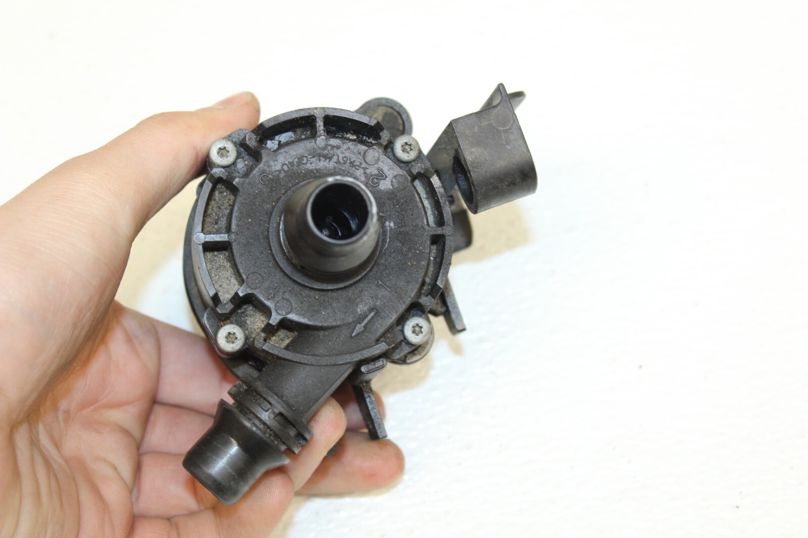 Auxiliary Electric Coolant Water Pump N63R OEM BMW G12 G30 750i 2016 ...