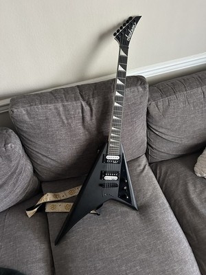 Jackson JS32T Rhoads Electric Guitar 6-String Satin Black
