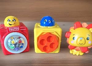 Fisher-Price Baby Activity Cubes w/ Pop-Up Faces & Lion Rattle