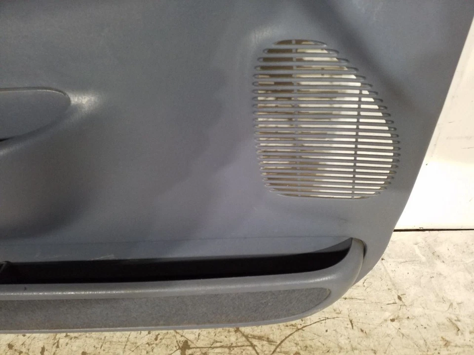 Panel de moldura de puerta del conductor delantero izquierdo XLT azul | Se adapta a Ford F250 F350 F450 1999 Foto 3 de 4