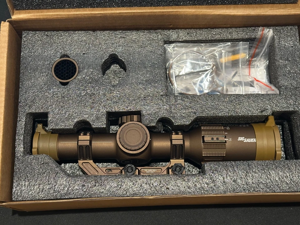 SIG Sauer TANGO 1-6x24 FFP Rifle Scope w RMR top mount BLK/FDE - Image 2 of 3
