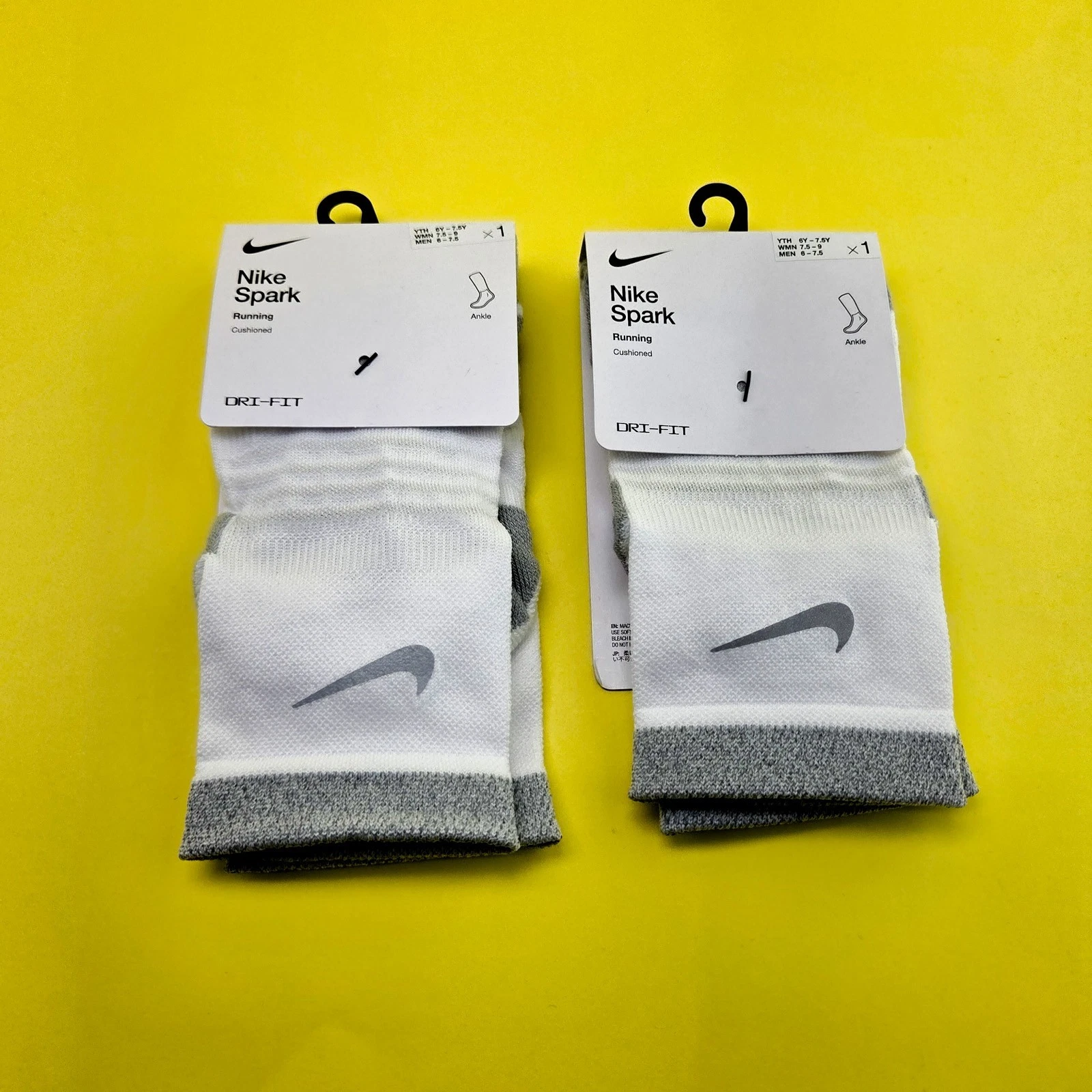 2 Pack Nike Dri FIT Spark Cushioned Ankle Running Sock Small 7.5-9 Womens 6-7.5Y