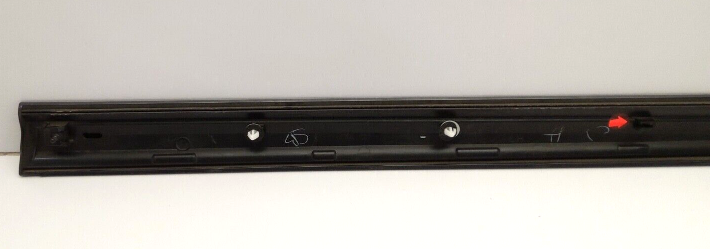 2011-2012 Toyota Avalon lower door molding gray left front OEM 