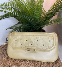 Nine West Light Yellow Wristlet Clutch Wallet Hand bag Daisy Pattern