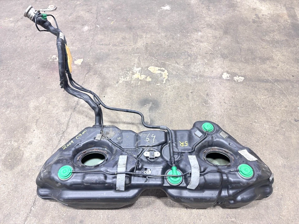 Mercedes-Benz W204 C300 C350 C250 2008-2014 tanque de gasolina ¡solo camioneta OEM! Foto 4 de 4