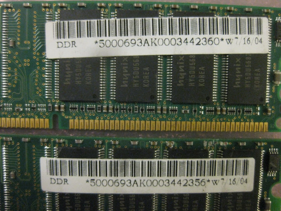 Hynix 1GB 4 x 256 MB HYMD232646B8J-D43 AA PC3200U-30330 DDR 400 CL3 Memory - Image 2 of 4