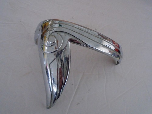 Seeburg Symphonola 146 Trashcan Original left side Chrome Trim Piece