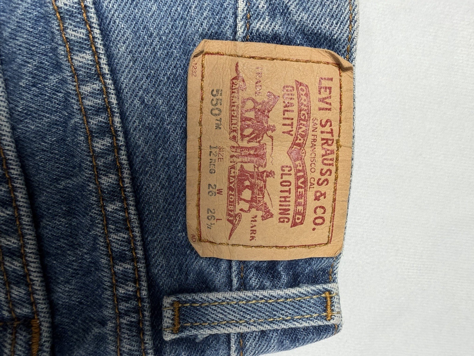 Levi's 550 Jeans Boys 12 Relaxed Cotton Straight Leg Medium Wash Denim Blue thumbnail 16