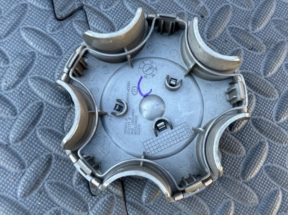 Tapacubos 17" Toyota Avalon 2005-2010 42603-AC050 Foto 4 de 4