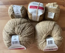 LOT: 2 Unused Valley Yarns Worthington  #01 Oatmeal & #02 Cashew + 3 Remainders