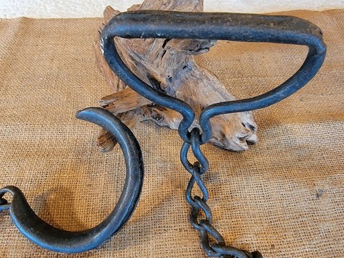 Antique Hand Forged Handcuffs Shackles Human leash RARE Antique Chain - Picture 4 of 7