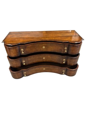 Large 3 Drawer Serpentine Front Chest of Drawers Commode - Picture 6 of 8