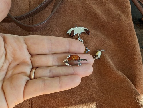 Henryka Amber Umbrella Mice Sterling Silver Brooch Pins Set - Picture 5 of 10