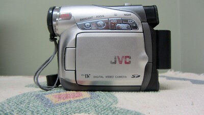 JVC GR-D290U Mini DV Digital Video Camera Camcorder c/w Battery/charger/cassette