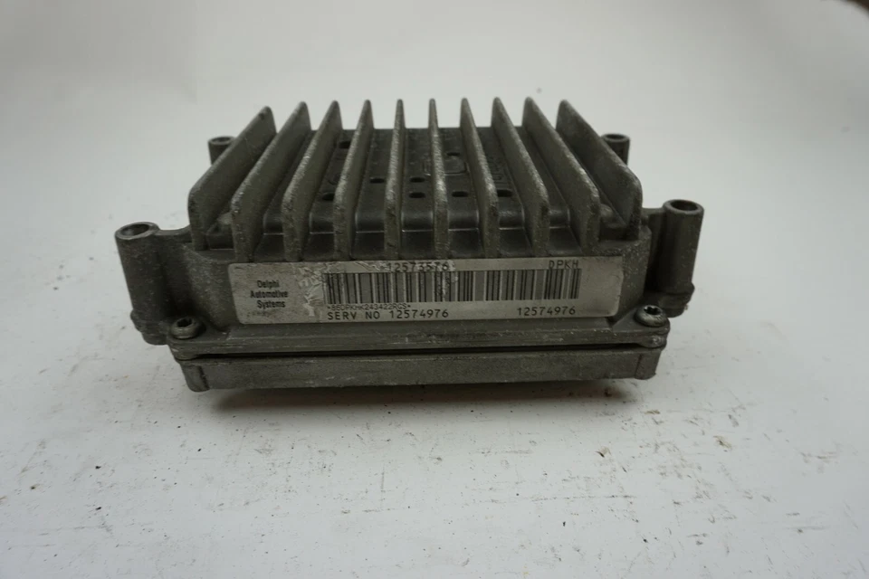 2003 2004 2005 GMC  ENVOY Engine Computer Control Module OEM P# 1257496 - Image 2 of 4