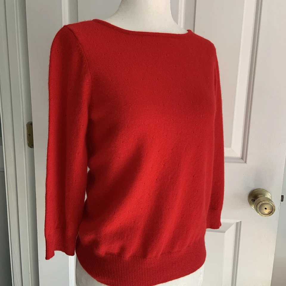 NEW Liz Claiborne Red Cashmere Sweater 3/4 sleeve perforated knit petite sz SP - Image 2 of 4