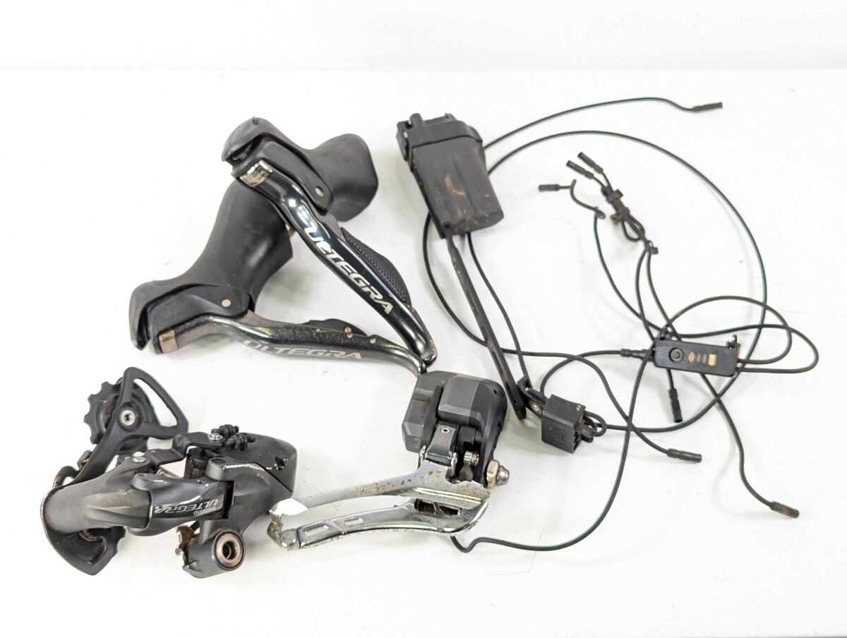 Shimano Ultegra Di2 6770 2x10s External Groupset GR241203AD Shimano Ultegra Di2 6770 2x10s External Groupset GR241203AD
