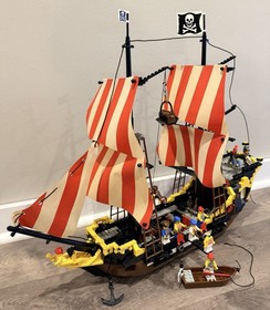 Vtg LEGO Pirates 10040 Black Seas Barracuda (2002 Reissue) - 98% + Manual