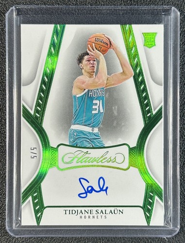 TIDJANE SALAUN 2024-25 PANINI FLAWLESS #5 ROOKIE AUTO EMERALD RC 5/5 HORNETS