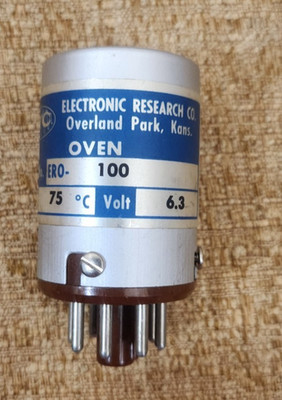 ERC  - ELECTRONIC RESEARCH CORP ERO-100  8 PIN CRYSTAL OVEN / 75 C /  6.3V