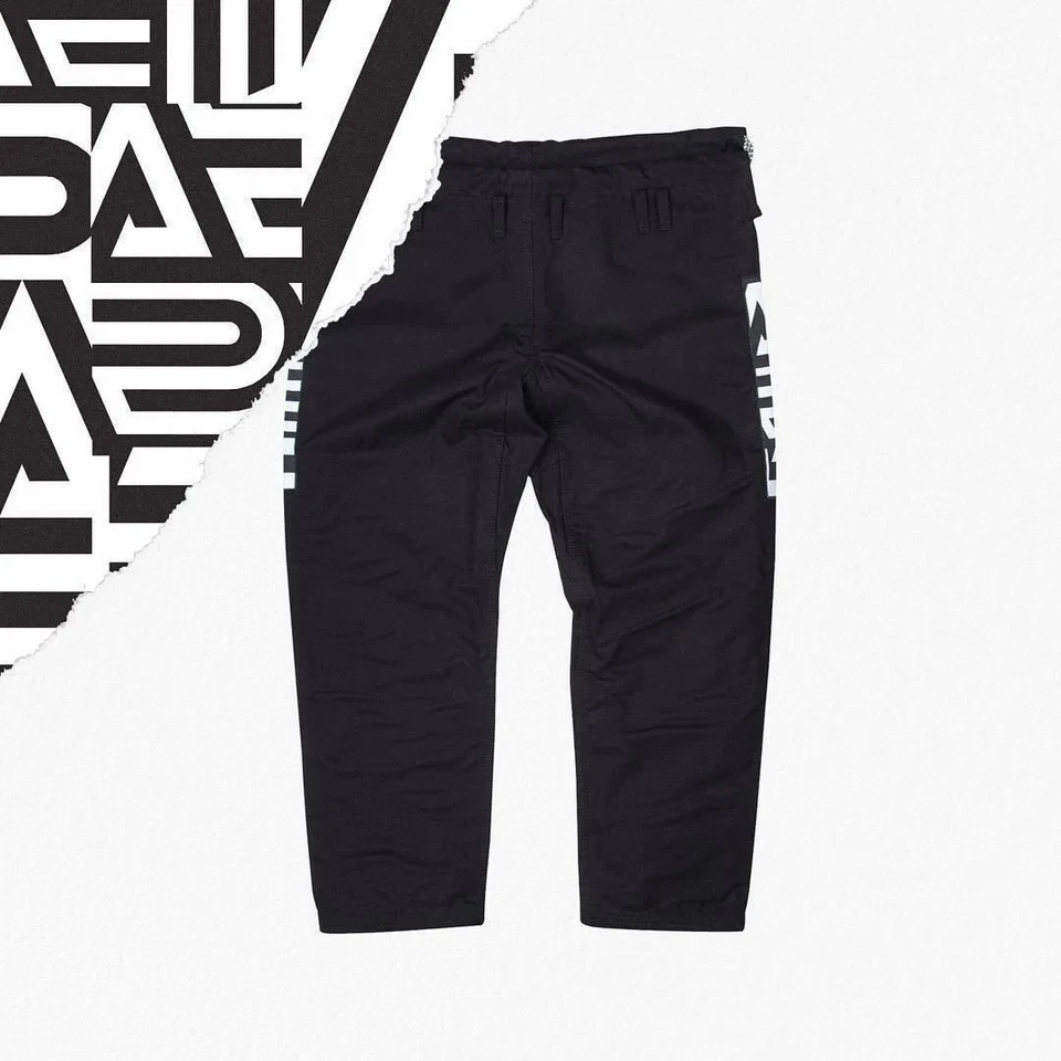 Lote Albino y Preto #19: KIMONOS DISTRAER Y ATACAR 450 gsm con bolsa Foto 4 de 4