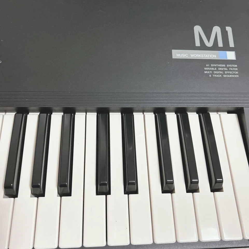 KORG M1 61-Key Music Workstation Synthesizer - Image 4 of 4