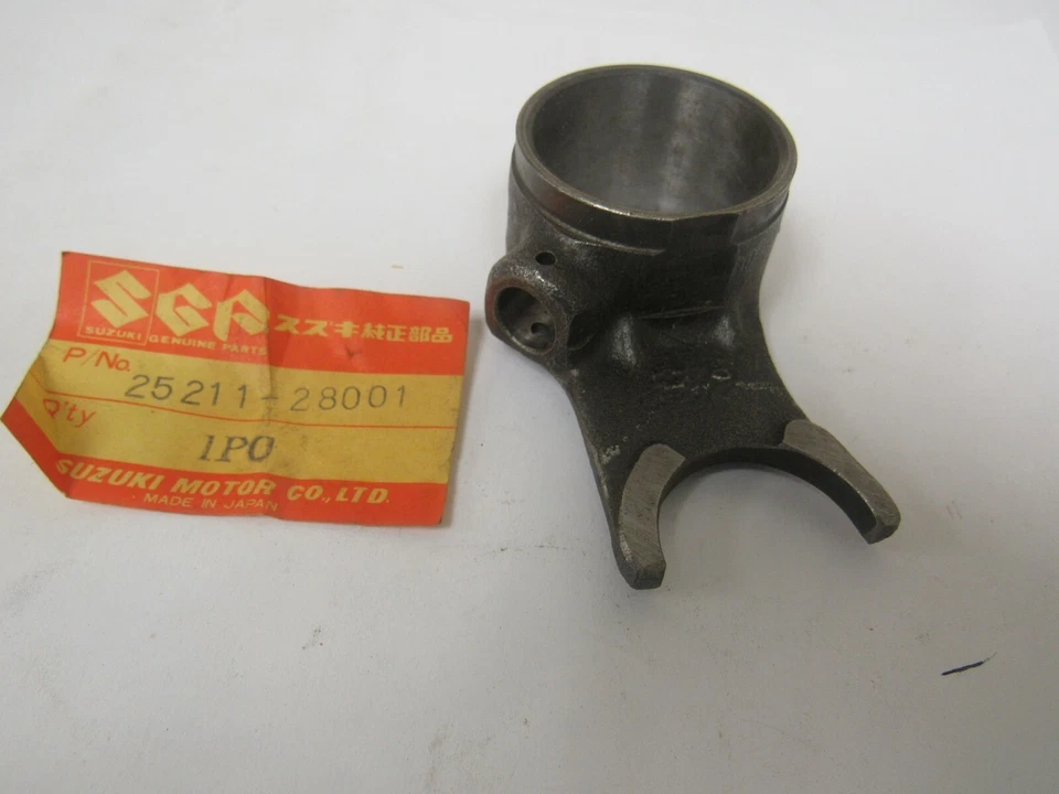 Horquilla de cambio Suzuki TM125 nos #1 1973-75 25211-28001 Foto 2 de 3